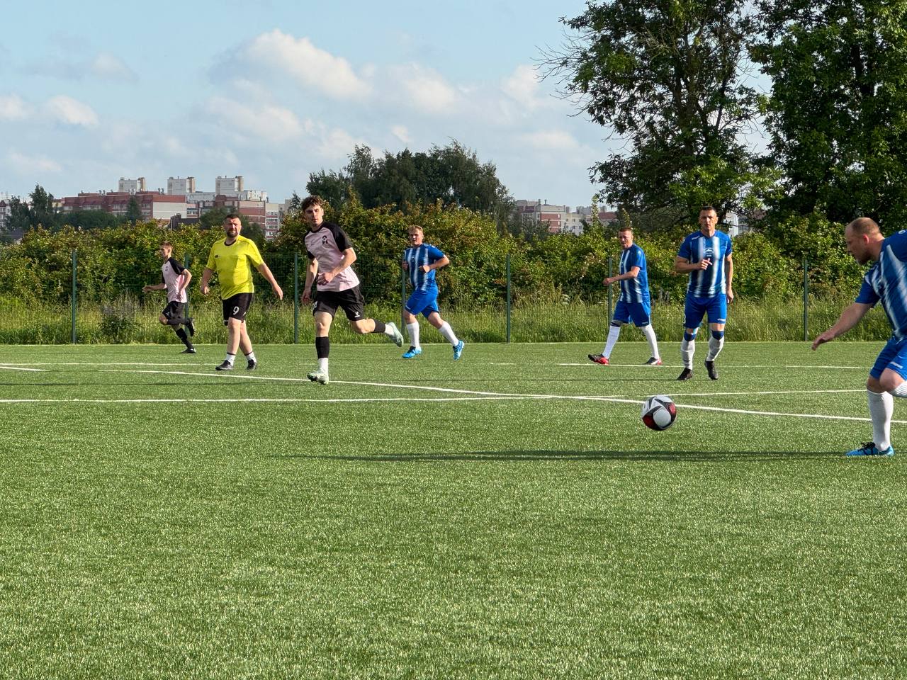 Футбол - командная игра