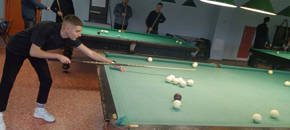 Соревнования по бильярду